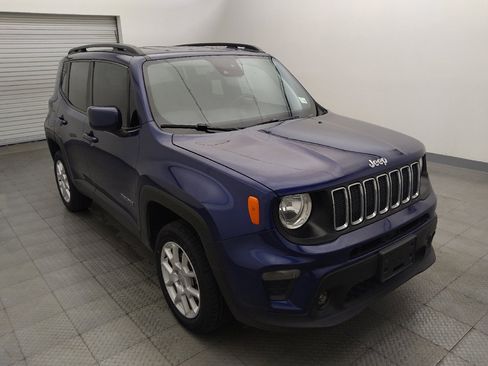 Used 2021 Jeep Renegade Latitude FWD image 13