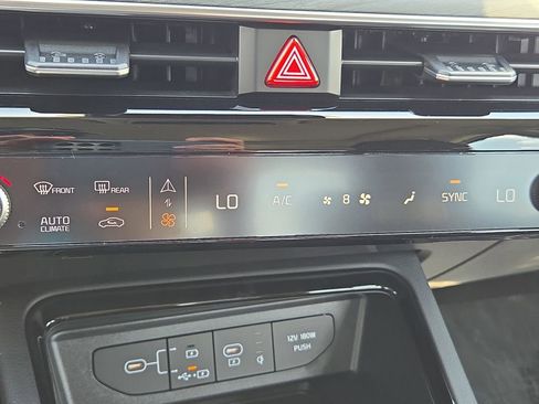 New 2025 Kia K5 EX image 24