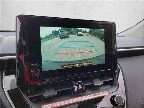 Used 2026 Toyota Corolla Cross LE w/ Moonroof Package FWD image 22