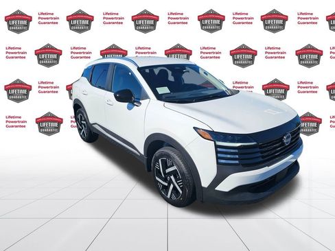 New 2026 Nissan Kicks SV image 5