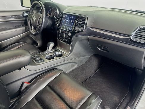 Used 2020 Jeep Grand Cherokee Overland image 37