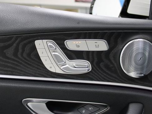 Used 2019 Mercedes-Benz E 300 image 17