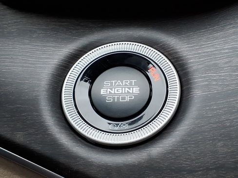 New 2025 Jeep Grand Cherokee Limited image 14