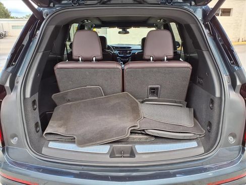 Used 2021 Cadillac XT6 Premium Luxury FWD image 17
