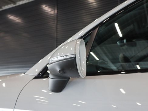 New 2026 Porsche Cayenne image 27