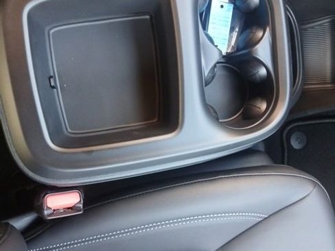 New 2026 Chrysler Pacifica Select image 43