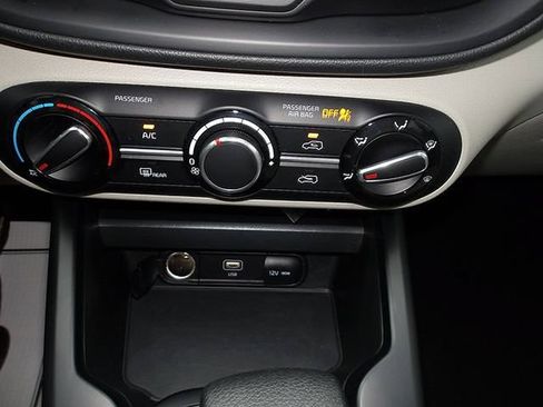 Certified 2024 Kia Soul LX FWD image 20