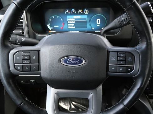 Used 2023 Ford F250 Lariat image 18