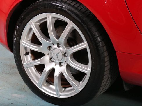 Used 2005 Mercedes-Benz SLK 350 w/ Entertainment Pkg image 20