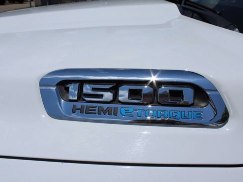 Used 2021 RAM 1500 Big Horn AWD/4WD image 12