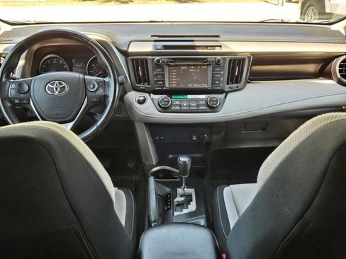 Used 2017 Toyota RAV4 XLE image 18
