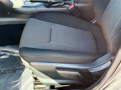 Used 2019 Subaru Impreza 2.0i Premium image 18