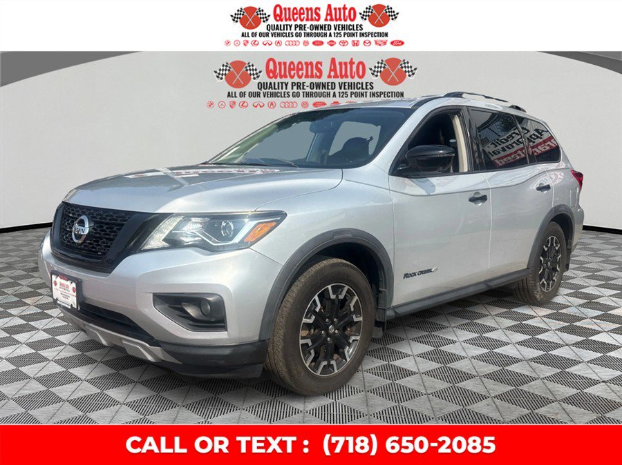 Used 2020 Nissan Pathfinder SL AWD/4WD image 2