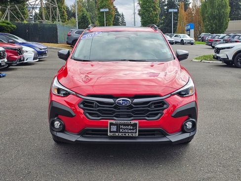 Used 2024 Subaru Crosstrek 2.0i Premium AWD/4WD image 2