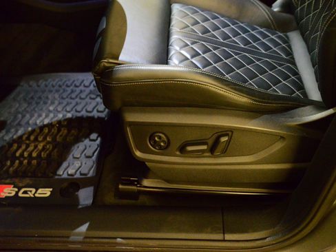 Certified 2023 Audi SQ5 Premium Plus w/ Premium Plus Package image 27