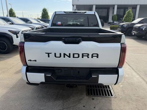 Used 2024 Toyota Tundra Platinum image 6