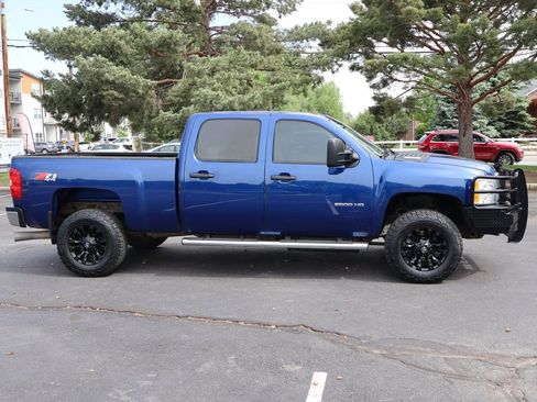Used 2013 Chevrolet Silverado 2500 LT w/ Interior Plus Package AWD/4WD image 3