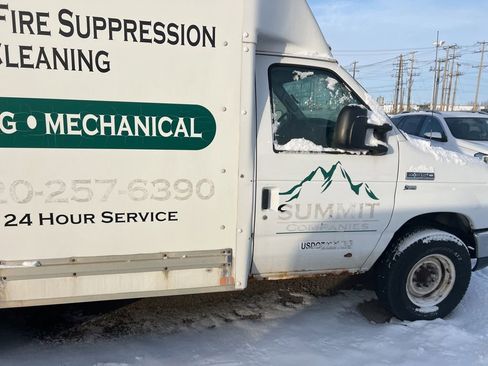 Used 2013 Ford E-350 and Econoline 350 Super Duty image 14