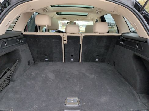 Used 2018 Mercedes-Benz GLC 300 300 image 33