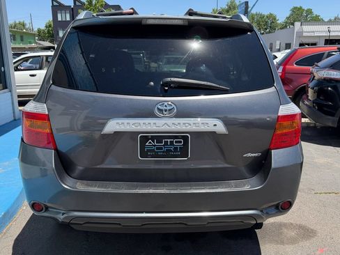 Used 2010 Toyota Highlander Limited AWD/4WD image 3