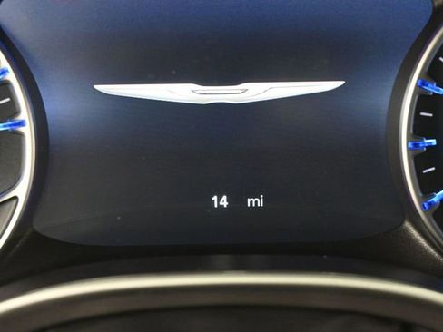 Used 2025 Chrysler Voyager LX FWD image 30
