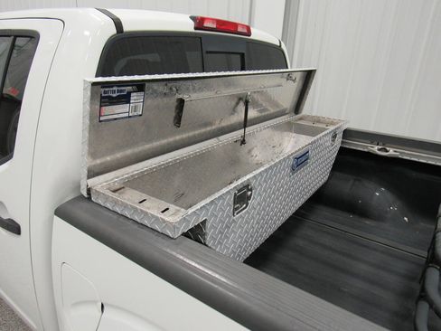 Used 2019 Nissan Frontier SV w/ Value Truck Package AWD/4WD image 17