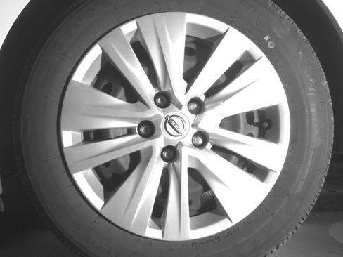 Used 2025 Nissan Sentra S image 14