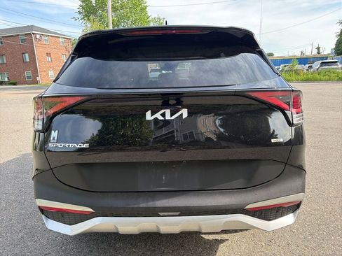 Used 2023 Kia Sportage EX w/ EX Premium Package AWD/4WD image 4