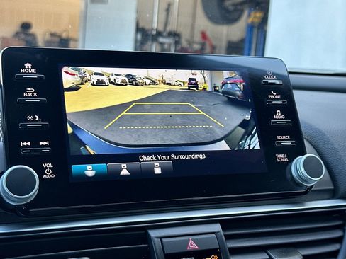 Used 2022 Honda Accord Sport image 29