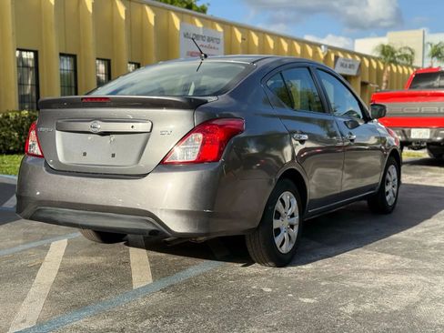 Used 2018 Nissan Versa SV FWD image 8