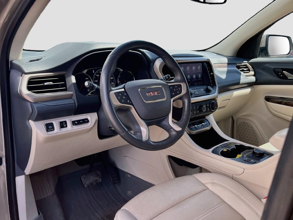 Used 2022 GMC Acadia Denali w/ Trailering Package FWD image 14