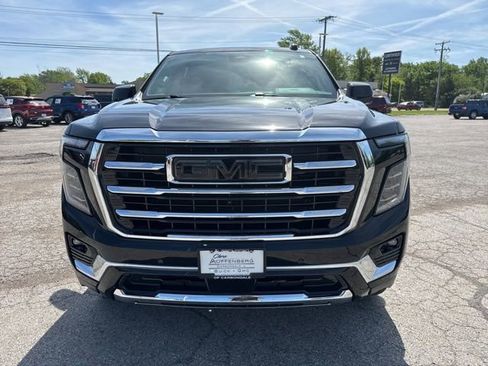 Used 2025 GMC Yukon Elevation w/ LPO, Elevation Black Package image 2