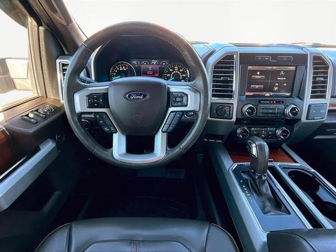 Used 2015 Ford F150 King Ranch w/ Equipment Group 601A Luxury image 5