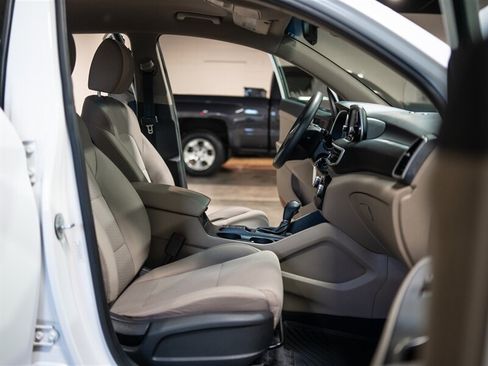 Used 2019 Hyundai Tucson SE FWD image 25