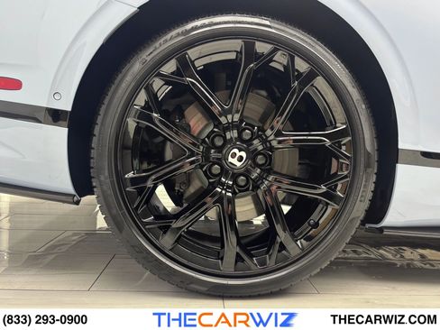 Used 2024 Bentley Continental GT V8 image 36