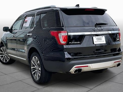 Used 2017 Ford Explorer Platinum image 8