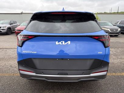 New 2026 Kia Sportage EX