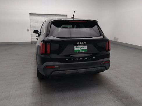 Used 2022 Kia Sorento LX FWD image 6