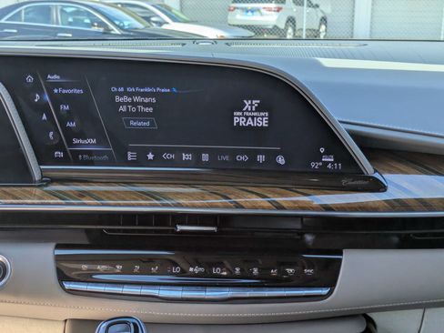 Certified 2023 Cadillac Escalade ESV Sport Platinum w/ LPO, ONYX Package AWD/4WD image 5