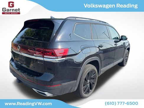 Used 2024 Volkswagen Atlas SE w/ Black Wheel Package AWD/4WD image 5