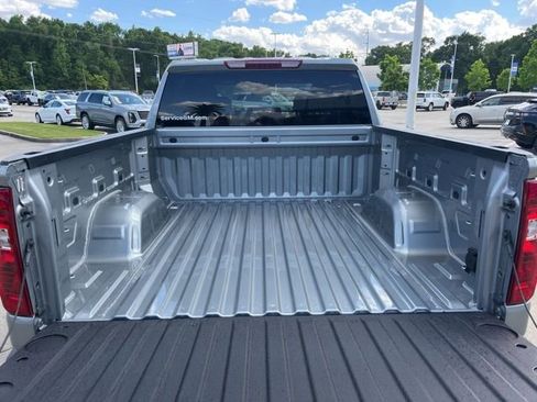 New 2026 Chevrolet Silverado 1500 Custom Trail Boss w/ LPO, Dark Essentials Package AWD/4WD image 9