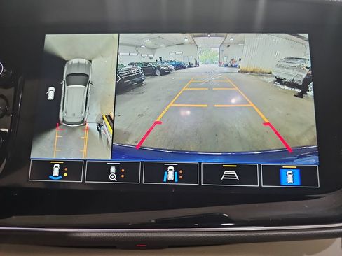 Certified 2023 Buick Envision Avenir AWD/4WD image 30