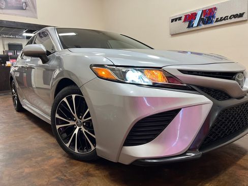 Used 2019 Toyota Camry SE image 34