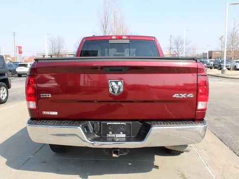 Used 2020 RAM 1500 Classic SLT AWD/4WD image 8