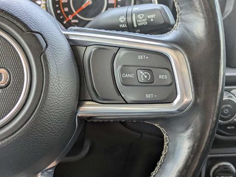 Used 2020 Jeep Gladiator Overland AWD/4WD image 27