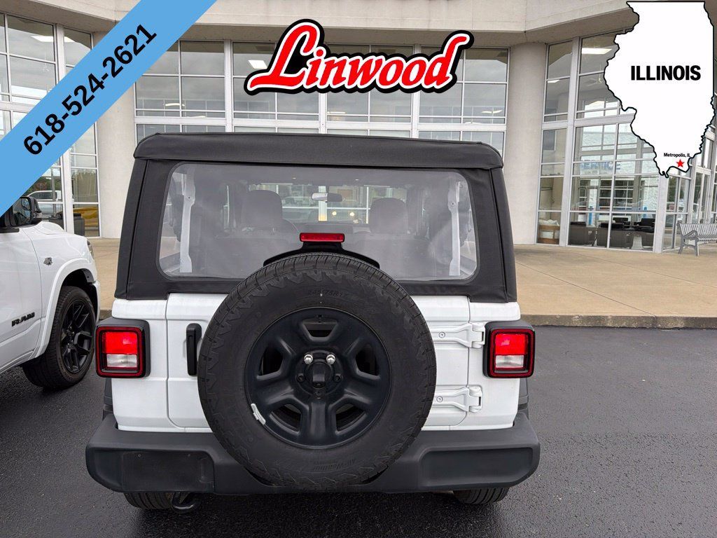 Used 2025 Jeep Wrangler Sport AWD/4WD image 4