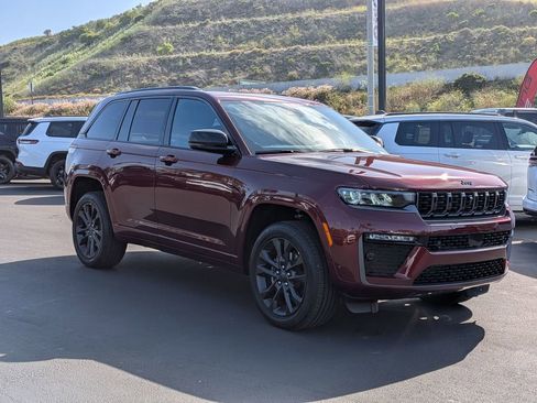 New 2026 Jeep Grand Cherokee Limited image 3