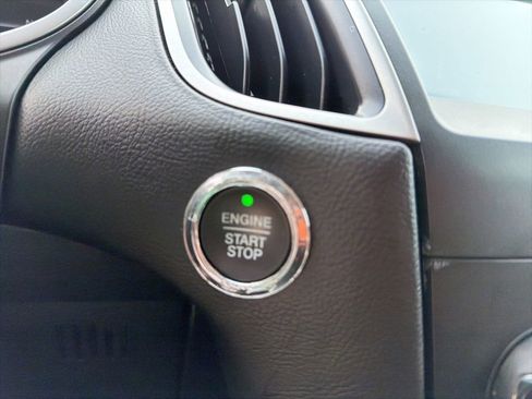 Used 2016 Ford Edge SEL w/ Equipment Group 201A image 27