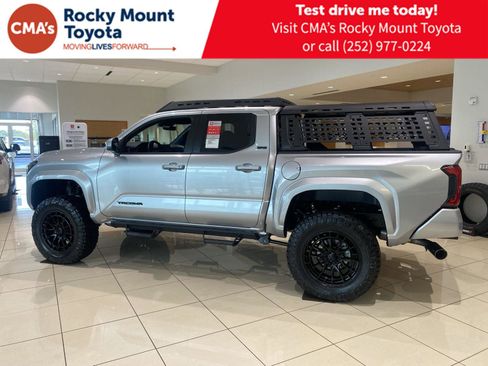 New 2025 Toyota Tacoma SR5 AWD/4WD image 28