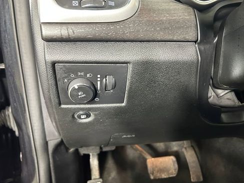 Used 2015 Jeep Grand Cherokee Altitude image 20